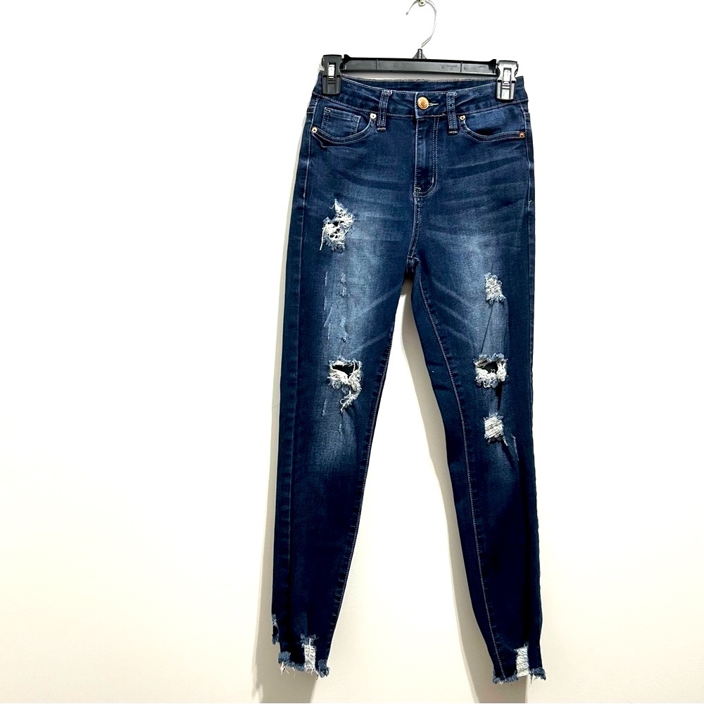🔸YMI Women’s High Rise Blue Denim Skinny Ripped Distressed Jeans